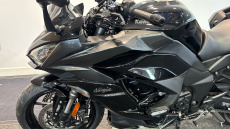 Kawasaki Ninja ZX1002KMFNN (21MY)